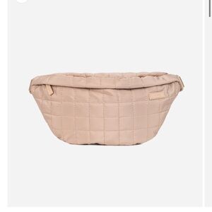 NWT Fawn Design Quilted Fanny Pack